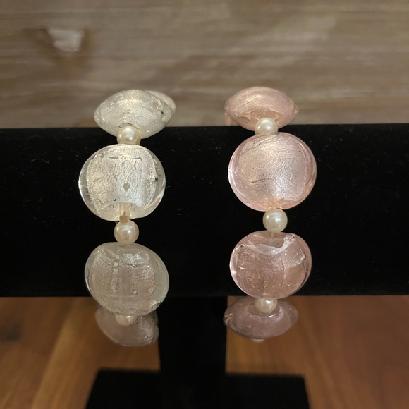 Set of 2 Lovely Glass Bead and Pearl Bracelets - Picture 2 of 8